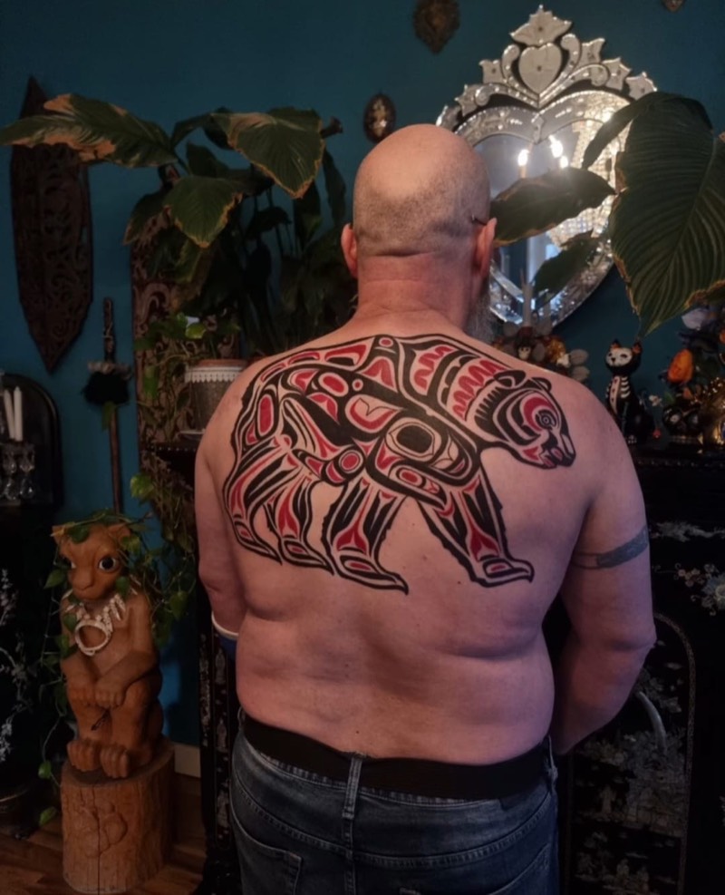Haida-style bear back piece