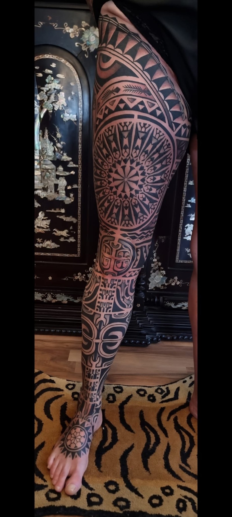 Polynesian full leg sleeve