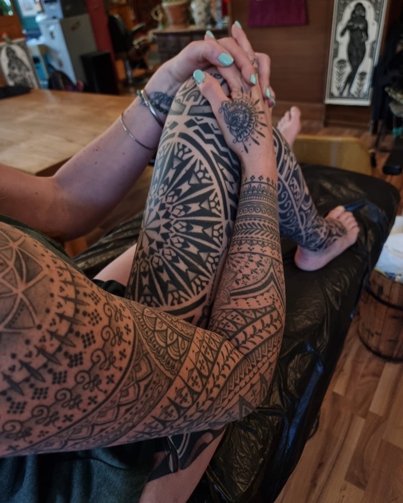 Ornamental mandala arm sleeves